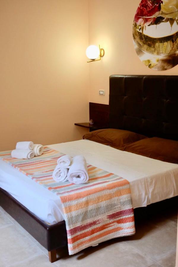 4 Balconi Liberty Apartments Lecce Zewnętrze zdjęcie