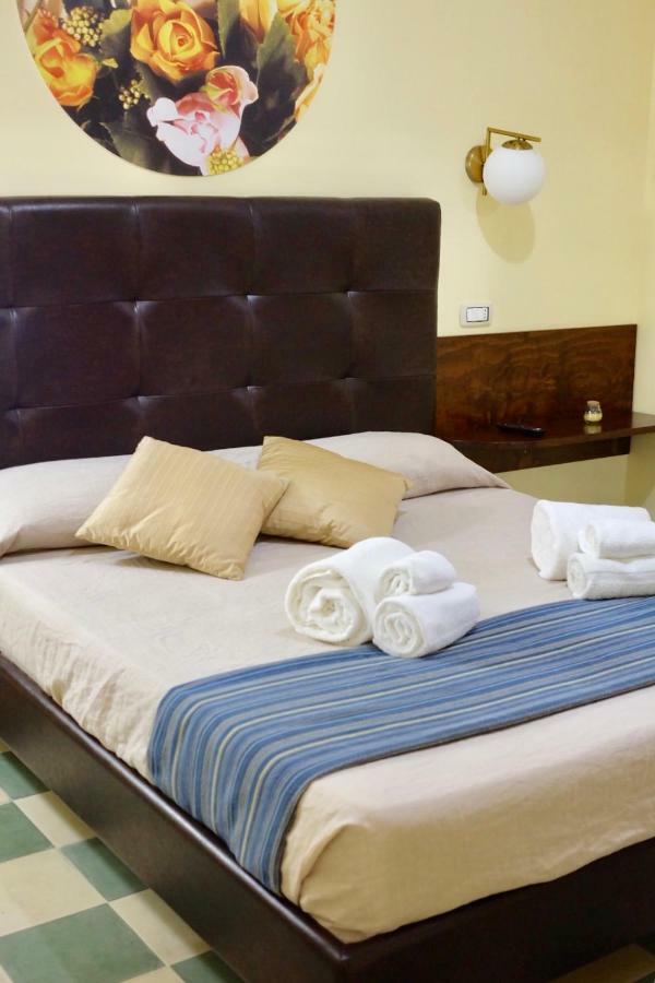 4 Balconi Liberty Apartments Lecce Zewnętrze zdjęcie